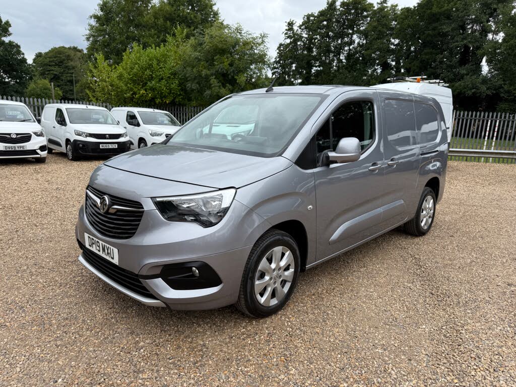 2019 Vauxhall Combo 1.6CDTi LE NAV 2300 L2H1