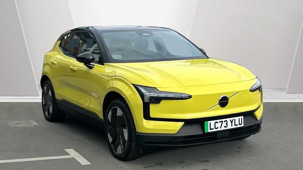 2024 Volvo EX30 E Single Motor Plus Extended Range