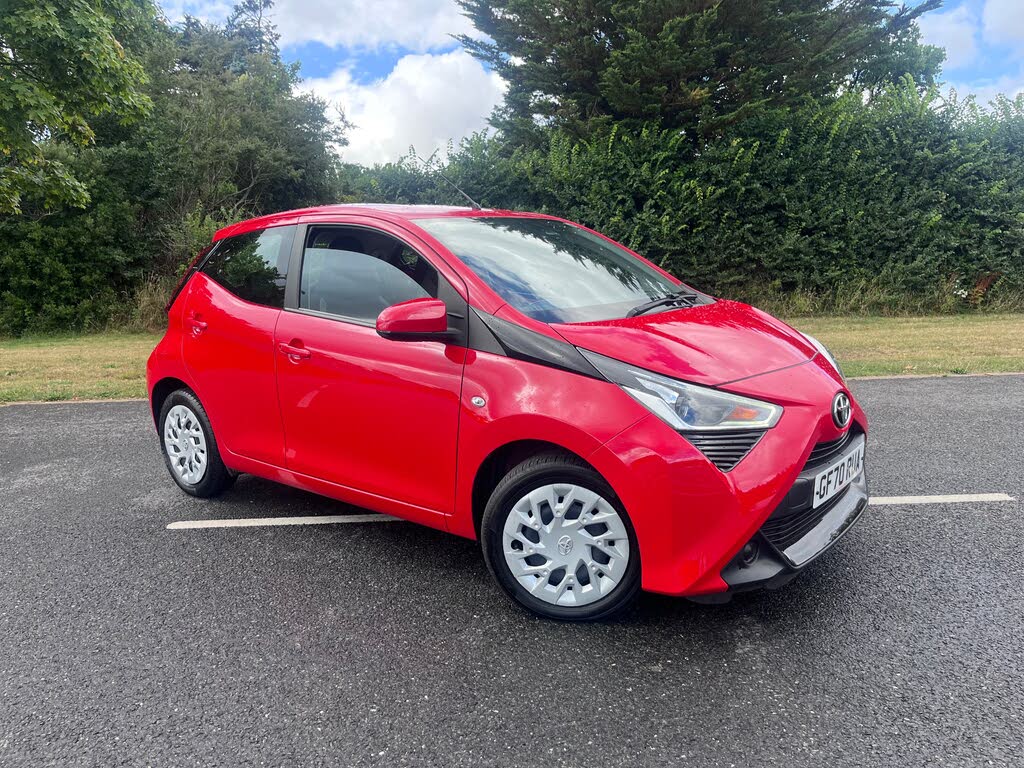 2020 Toyota AYGO 1.0 VVT-i x-play (TSS) x-shift