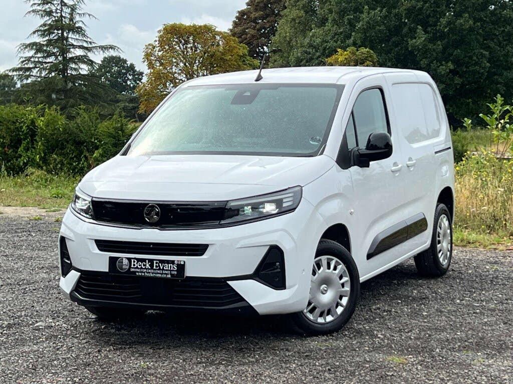 2024 Vauxhall Combo 1.5CDTi Pro (130PS)(Eu6d)