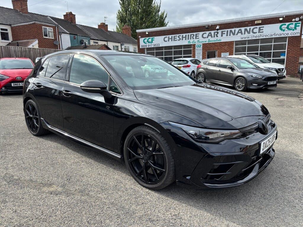 2025 Volkswagen Golf 2.0 TSI R Black Edition