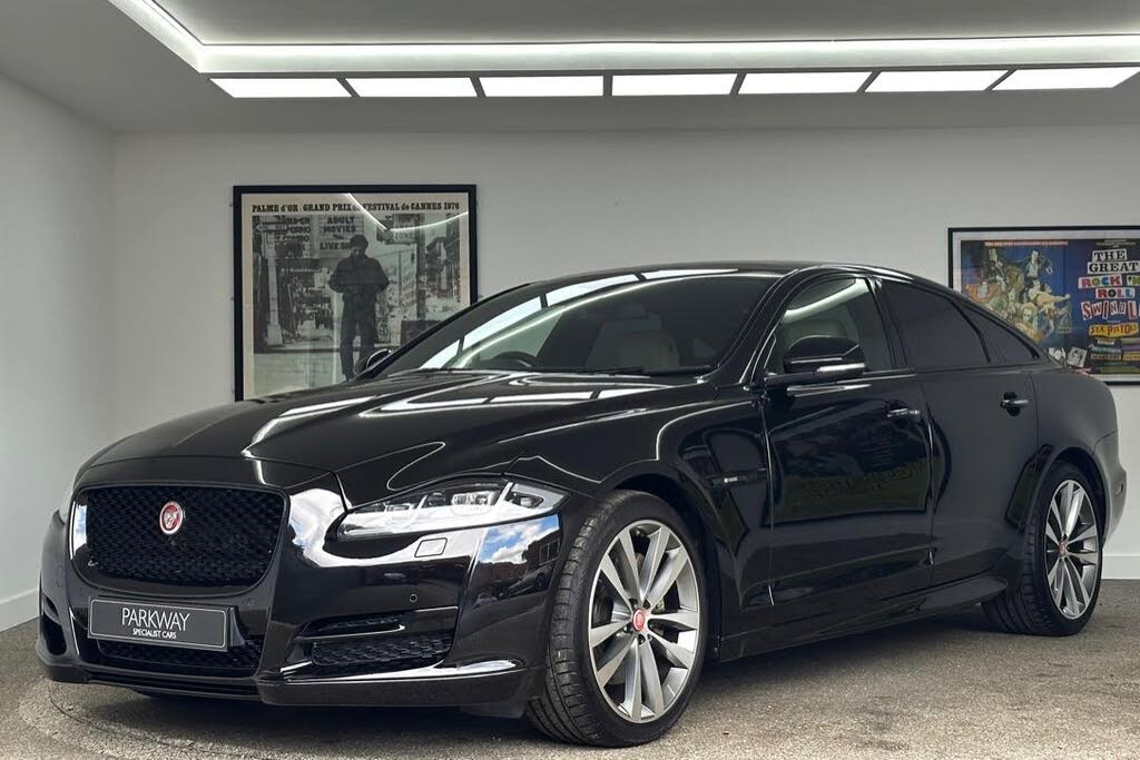 2016 Jaguar XJ Series 3.0TD XJ R-Sport 3.0TdV6 (296bhp)