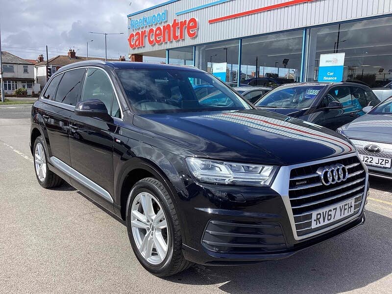 2017 Audi Q7 3.0TDI quattro S Line (272ps)