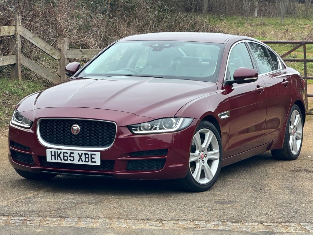 2015 Jaguar XE 2.0TD Portfolio (180ps) Auto