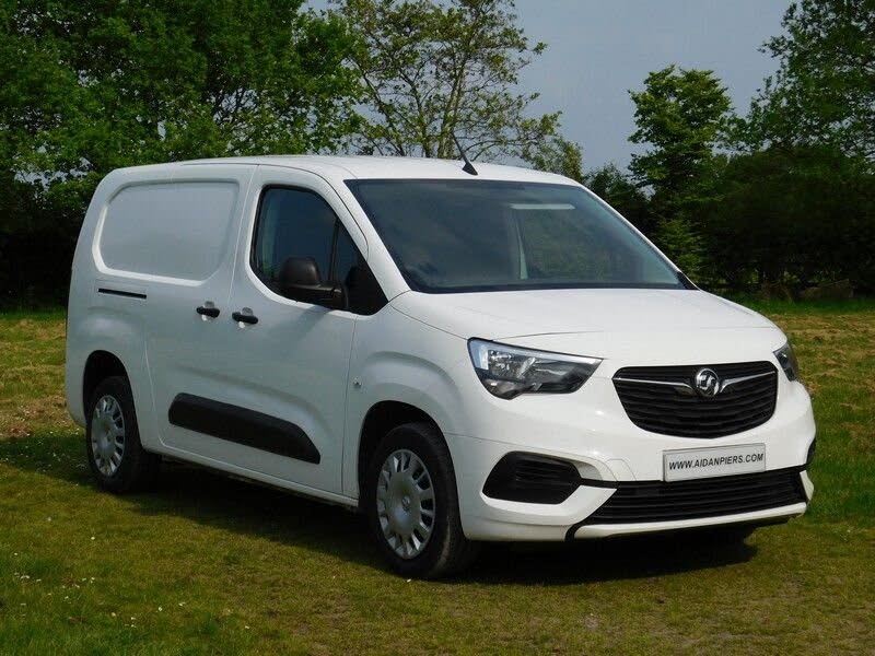 2020 Vauxhall Combo 1.5CDTi Sportive 2000 (100PS)(EU6dT)