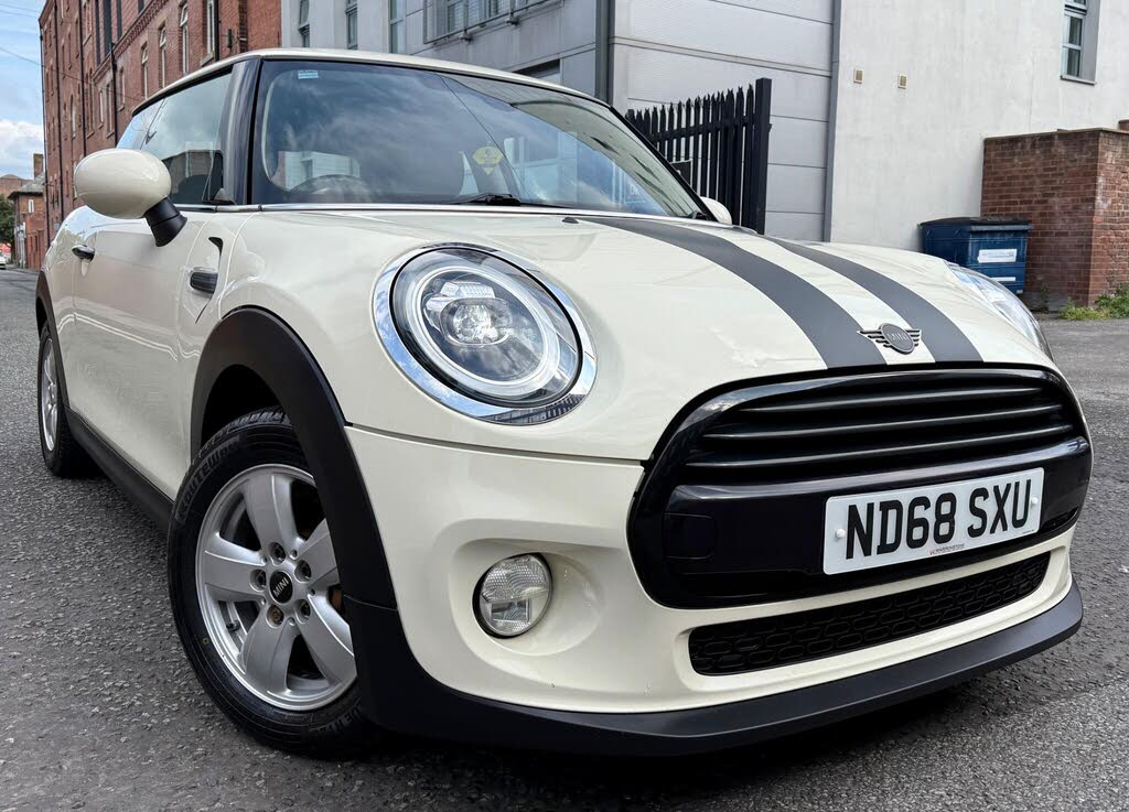2018 MINI Mini 1.5TD Cooper D Series II (s/s) Hatchback 3d