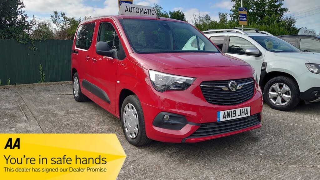2019 Vauxhall Combo Life 1.5 Design (130ps) Auto