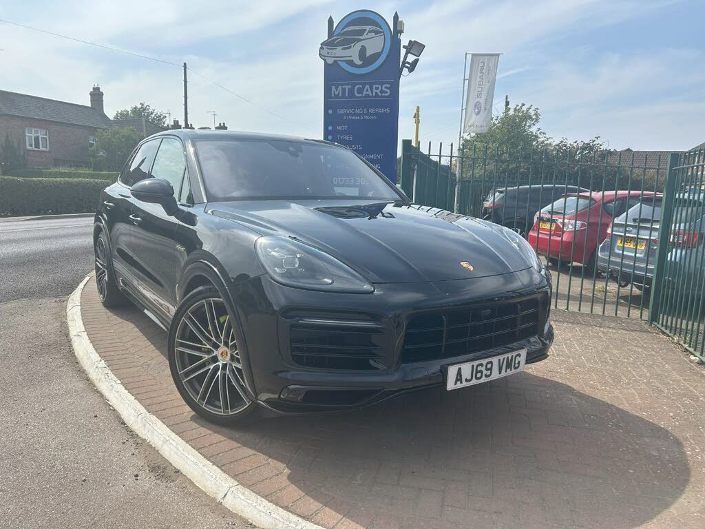 2020 Porsche Cayenne 3.0 V6 E-Hybrid (462ps) Station Wagon