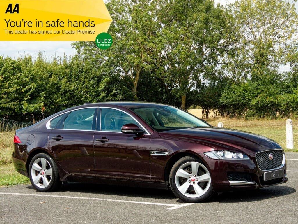 2017 Jaguar XF 2.0TD Portfolio (180ps) Saloon 4d 1999cc Auto