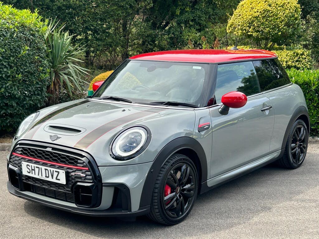 2021 MINI Mini 2.0 John Cooper Works Hatchback 3d