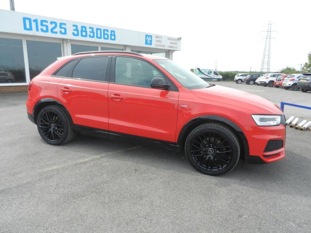 2017 Audi Q3 2.0 TDI quattro Black Edition (150ps)