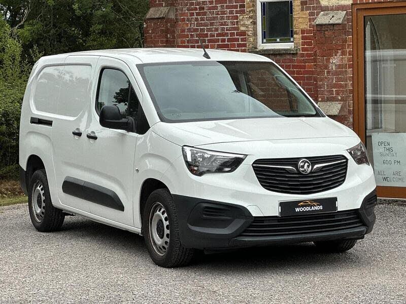 2021 Vauxhall Combo 1.5CDTi Dynamic 2300 (100PS)(EU6dT) L2H1 Panel