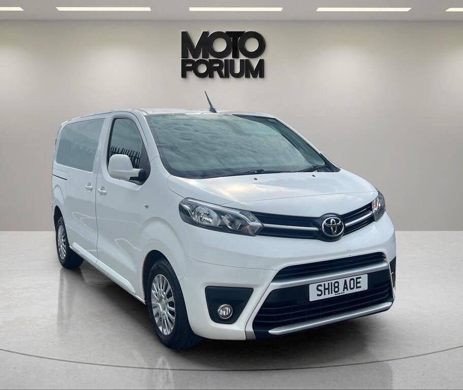 2018 Toyota PROACE 2.0D Comfort Medium
