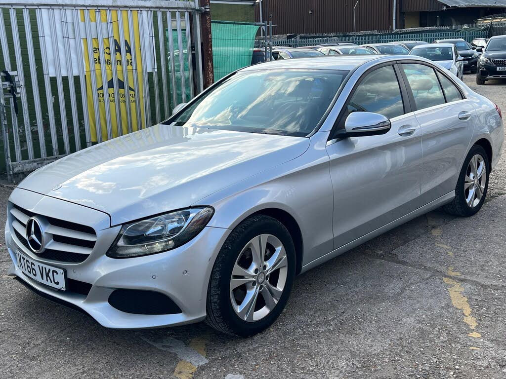 2017 Mercedes-Benz C-Class 2.0 C200 SE Executive edition Saloon 4d 9G-Tronic Plus