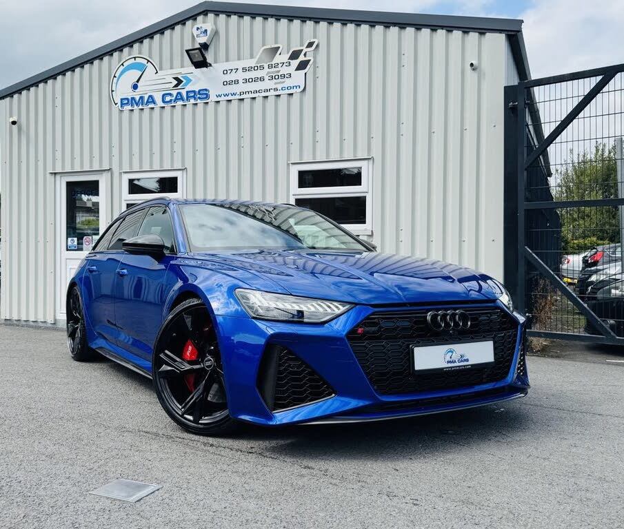 2022 Audi RS6 Avant 4.0 TFSI Carbon Black