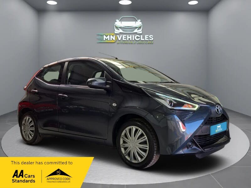 2018 Toyota AYGO 1.0 VVT-i x-play (71bhp) 5d
