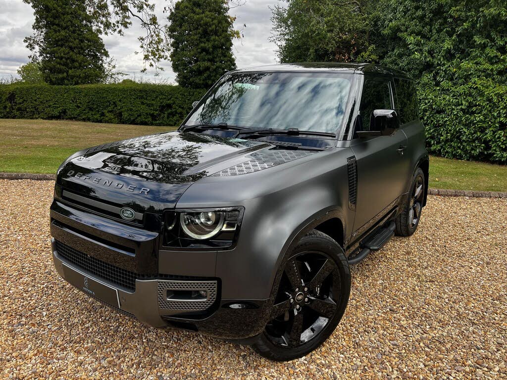 2022 Land Rover 90 Defender 5.0 P525 V8 Carpathian Edition