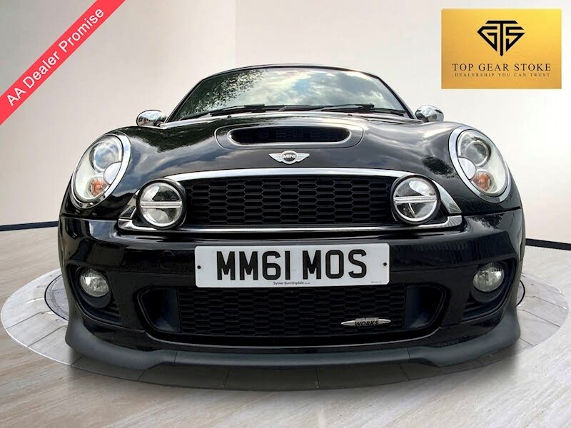 2011 MINI Mini 1.6 John Cooper Works (Chili) Coupe 3d