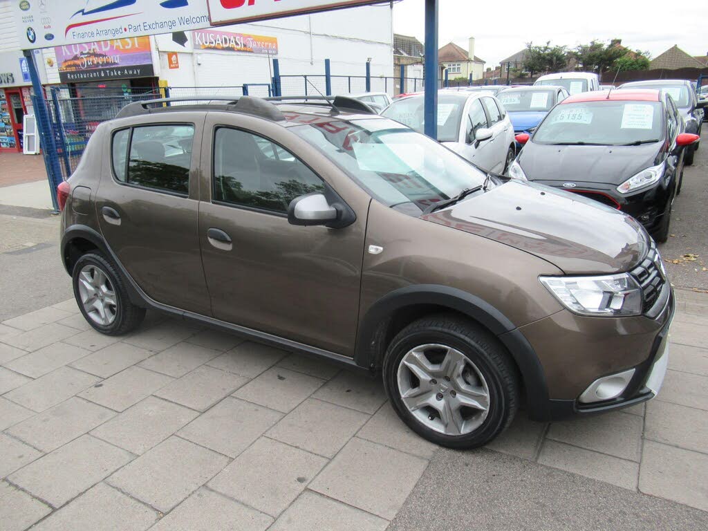 2017 Dacia Sandero Stepway 0.9 TCe Laureate