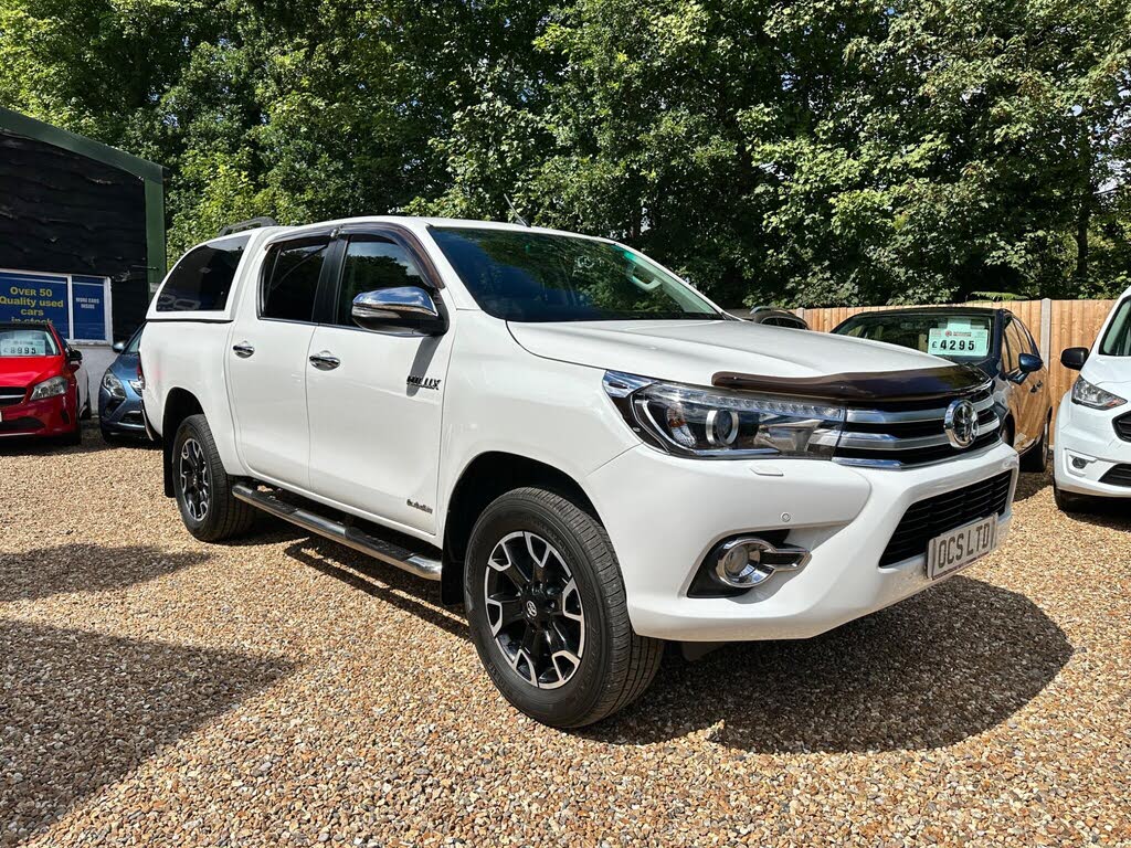 2017 Toyota Hi-Lux 2.4D Invincible X auto