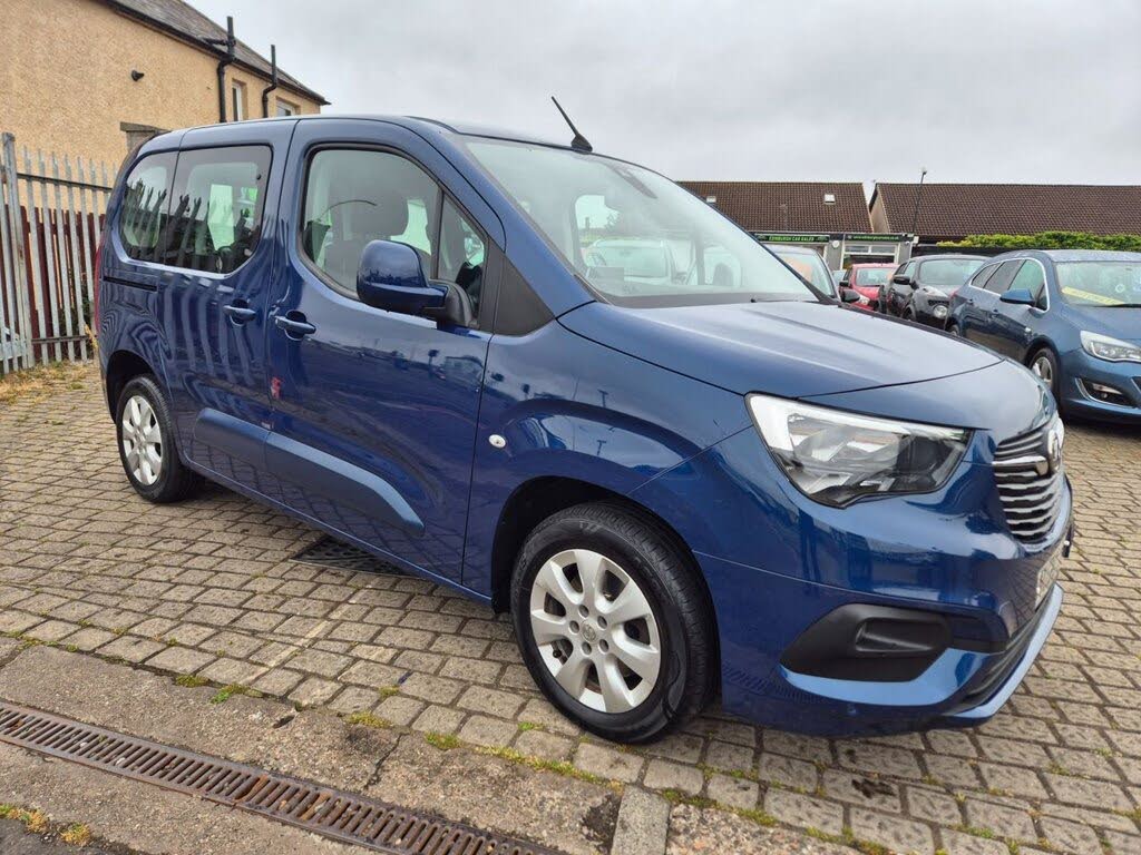 2020 Vauxhall Combo Life 1.5 Energy (130ps)