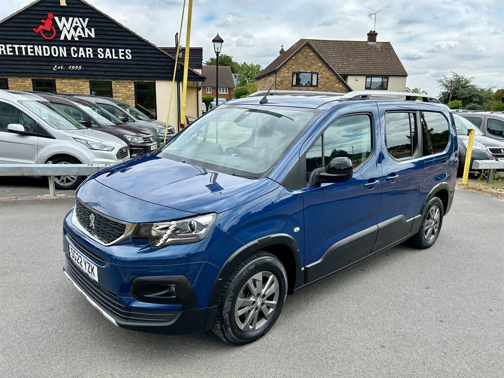 2022 Peugeot Rifter 1.2 PureTech Allure (130bhp) (Long)(s/s)(7 Seats) EAT8