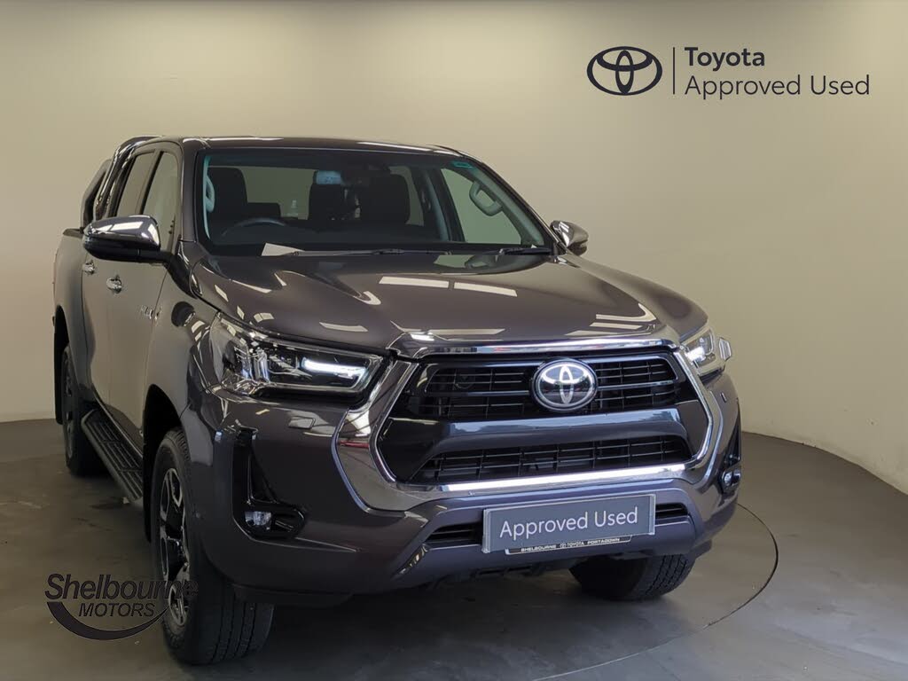2023 Toyota Hi-Lux 2.8D-4D Invincible 2754cc