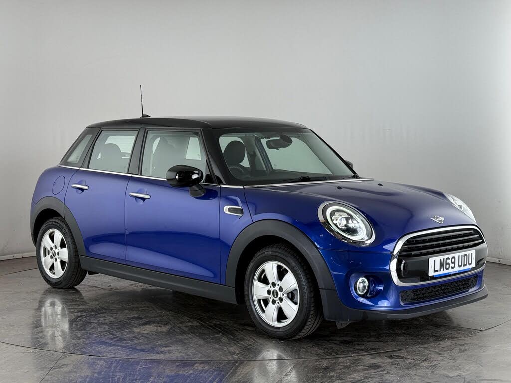 2019 MINI Mini 1.5 Cooper Classic Hatchback 5d