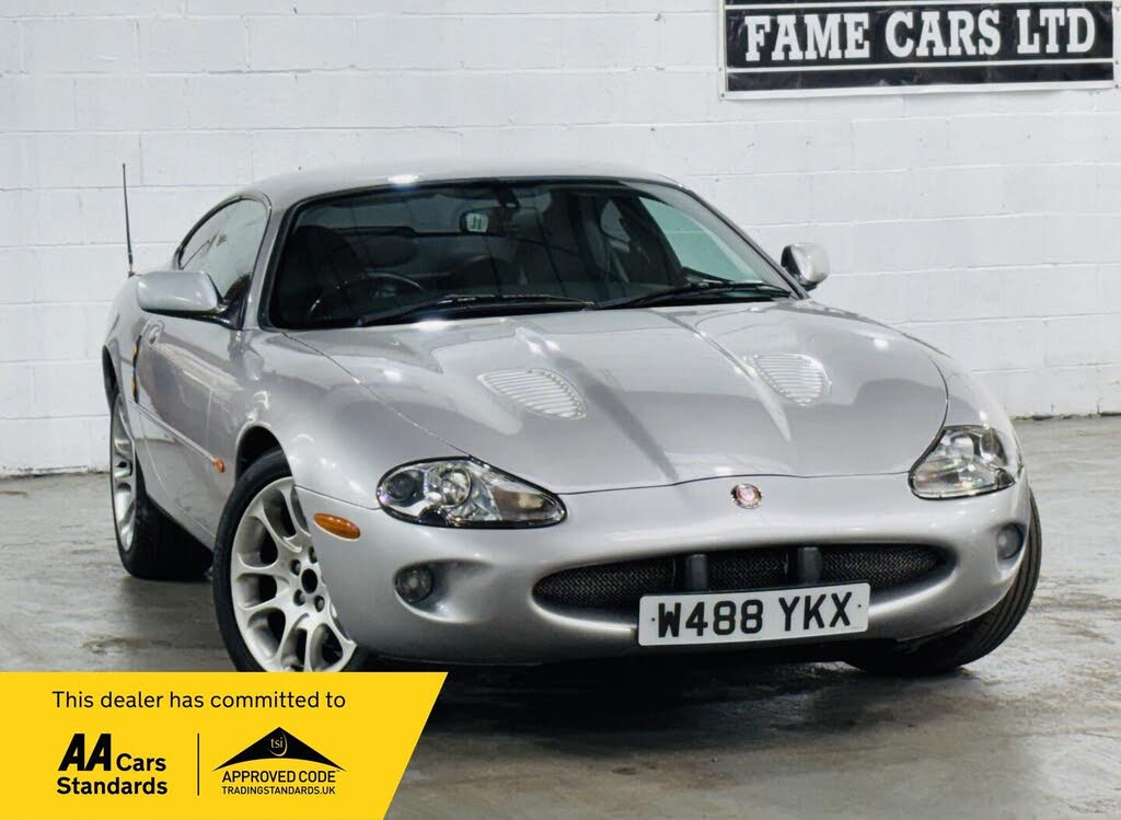 2000 Jaguar XKR 4.0 Silverstone Ltd Edn Coupe