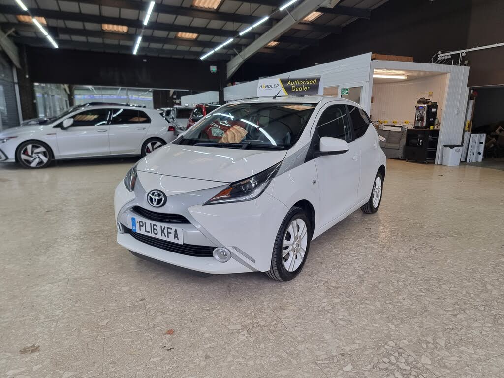 2016 Toyota AYGO 1.0 VVT-i x-pure 5d