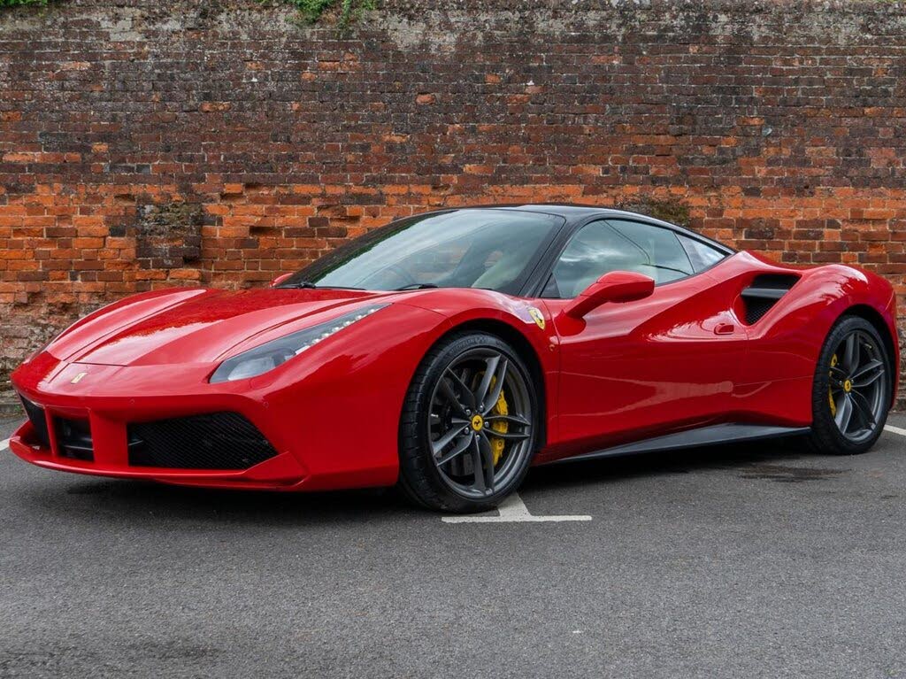 2016 Ferrari 488 3.9 488 GTB