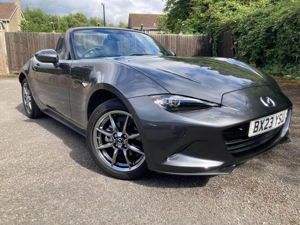 2023 Mazda MX-5 1.5 Exclusive-Line Roadster