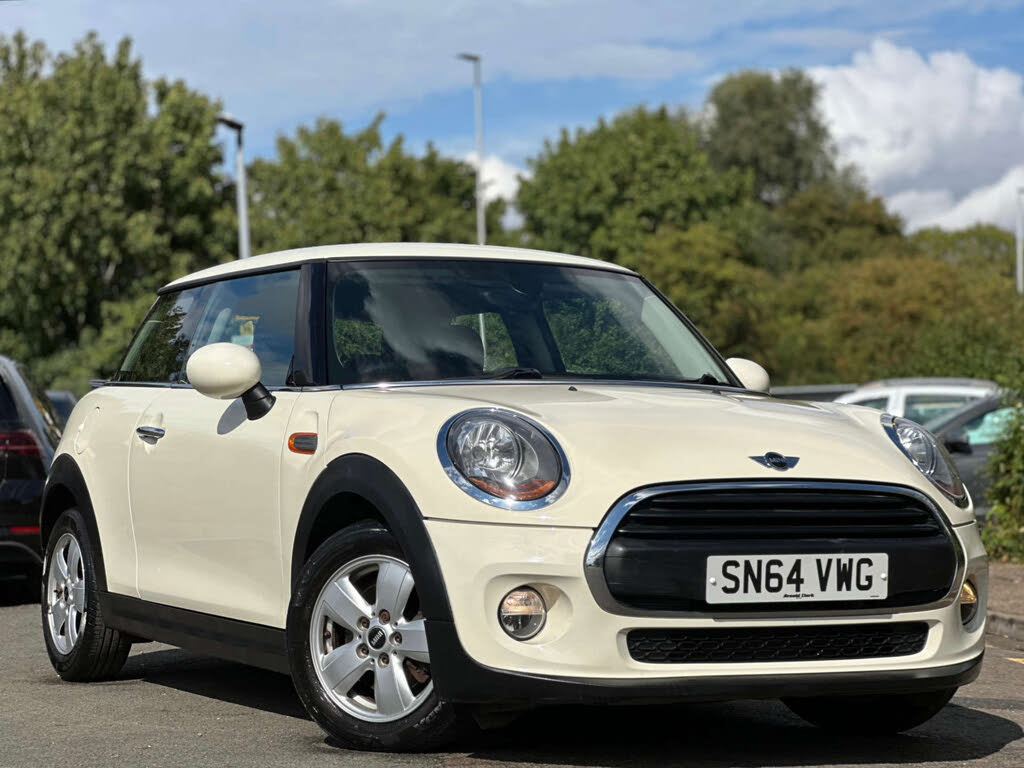 2014 MINI Mini 1.2 One (Media XL)(s/s) 3d