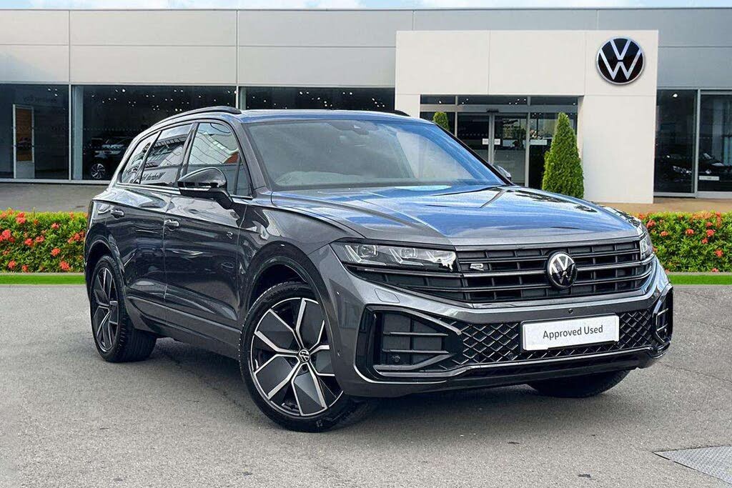 2025 Volkswagen Touareg 3.0TDI Black Edition (286ps)
