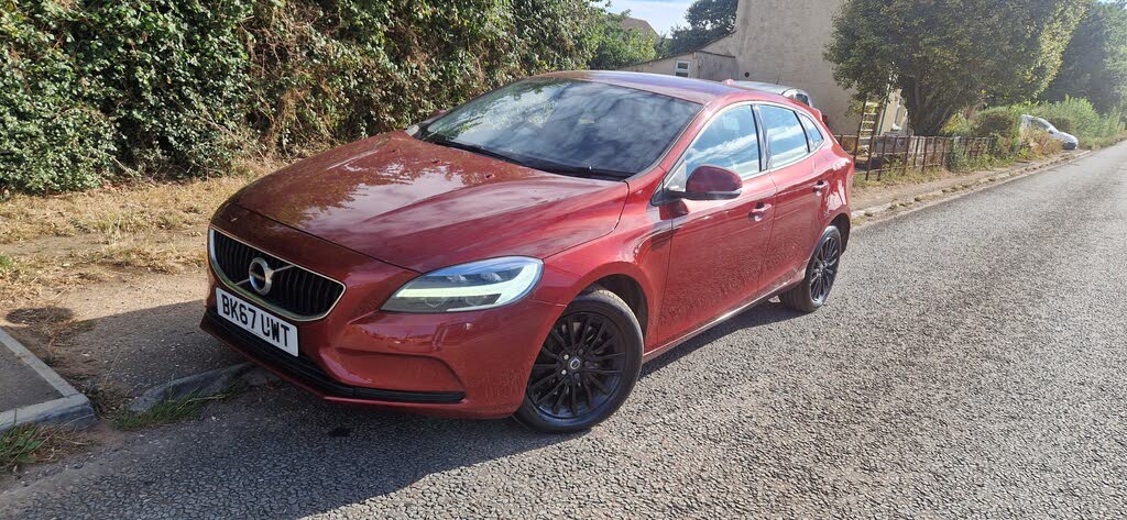 2017 Volvo V40 2.0TD D4 Momentum Nav Plus