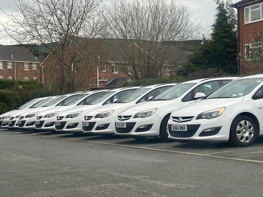 2015 Vauxhall Astra 1.6CDTi Design ecoFLEX (136ps) Sport Tourer