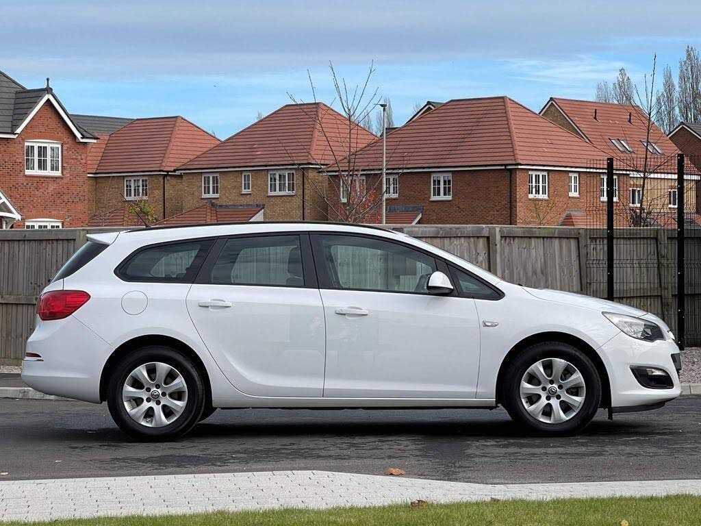 2016 Vauxhall Astra 1.6CDTi Design ecoFLEX (110ps) (s/s) Sport Tourer