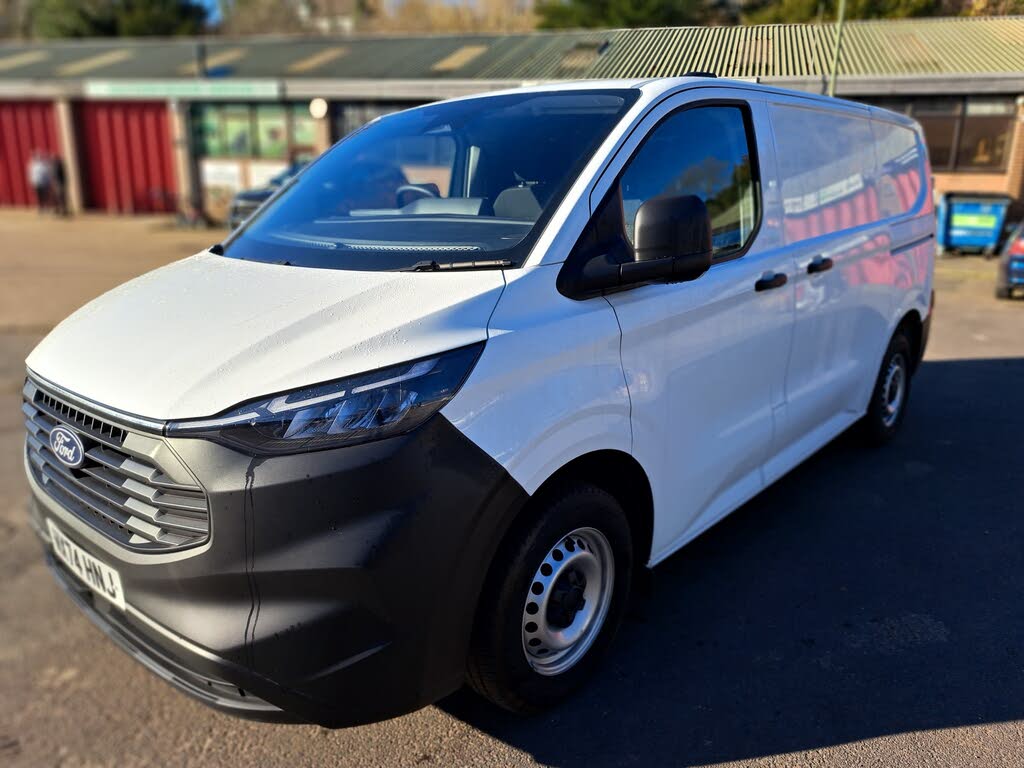 2024 Ford Transit Custom