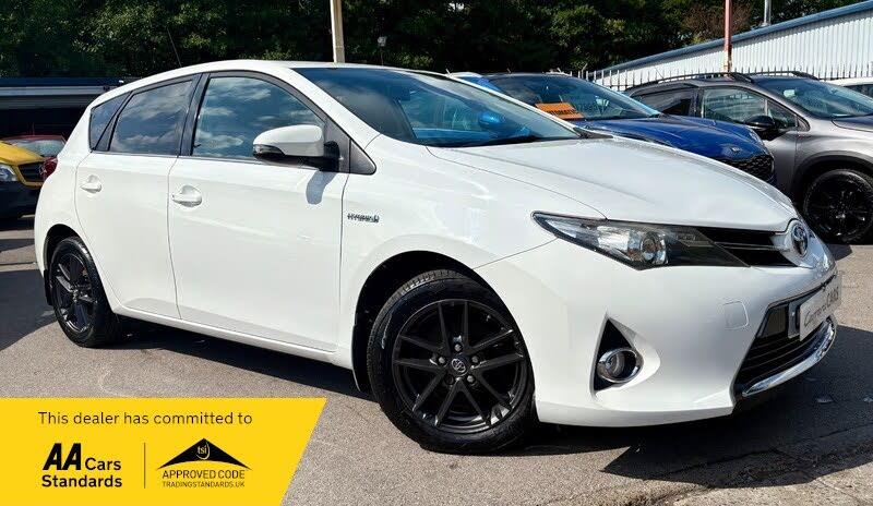 2014 Toyota Auris 1.8 VVT-i HSD Icon Plus Hatchback