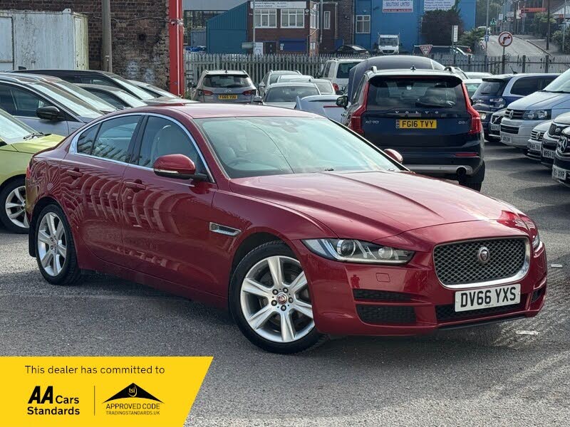 2016 Jaguar XE 2.0d Portfolio (180ps) Auto