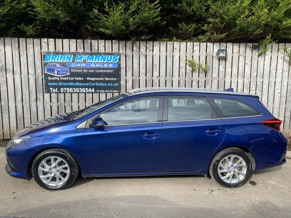 2017 Toyota Auris 1.6D Business Edition (TSS) Estate