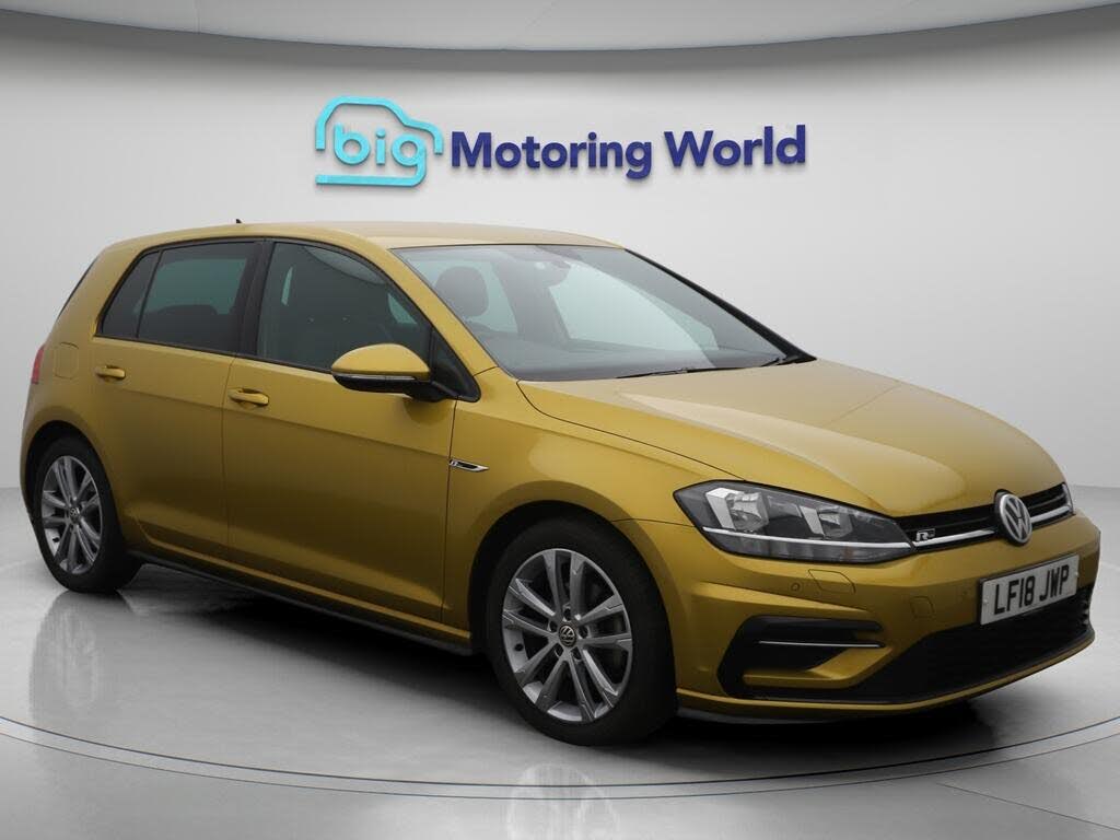 2018 Volkswagen Golf 1.5 TSI R-Line (s/s) 5d