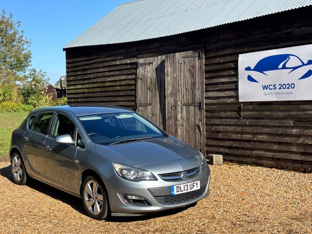 2013 Vauxhall Astra 1.6 SRi VVT 16v (115ps) Hatchback