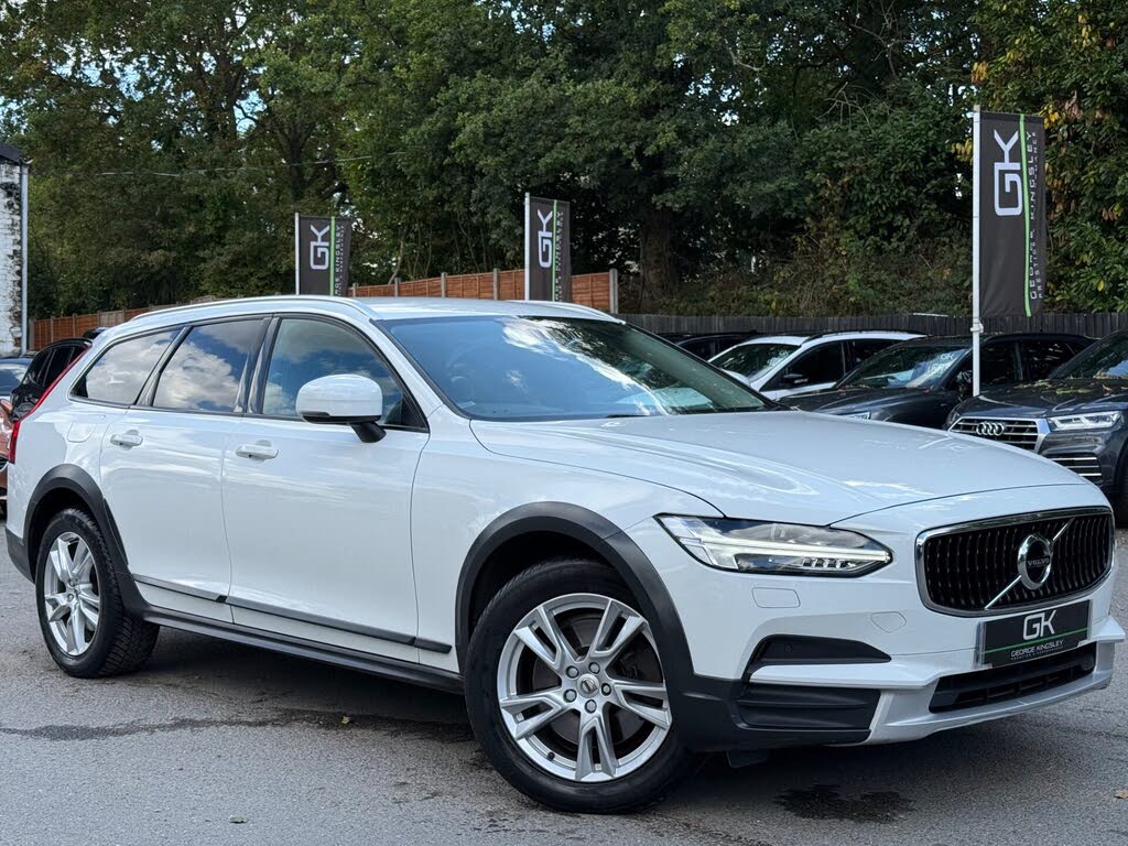2017 Volvo V90 2.0TD D5 Cross Country Pro