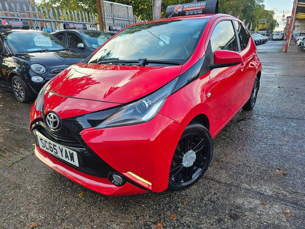 2016 Toyota AYGO 1.0 VVT-i x-pression 5d