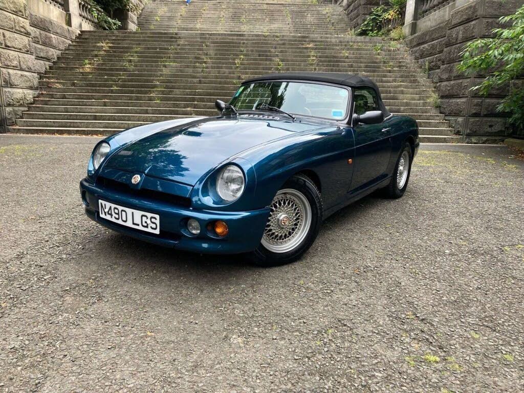 1995 MG RV8 3.9