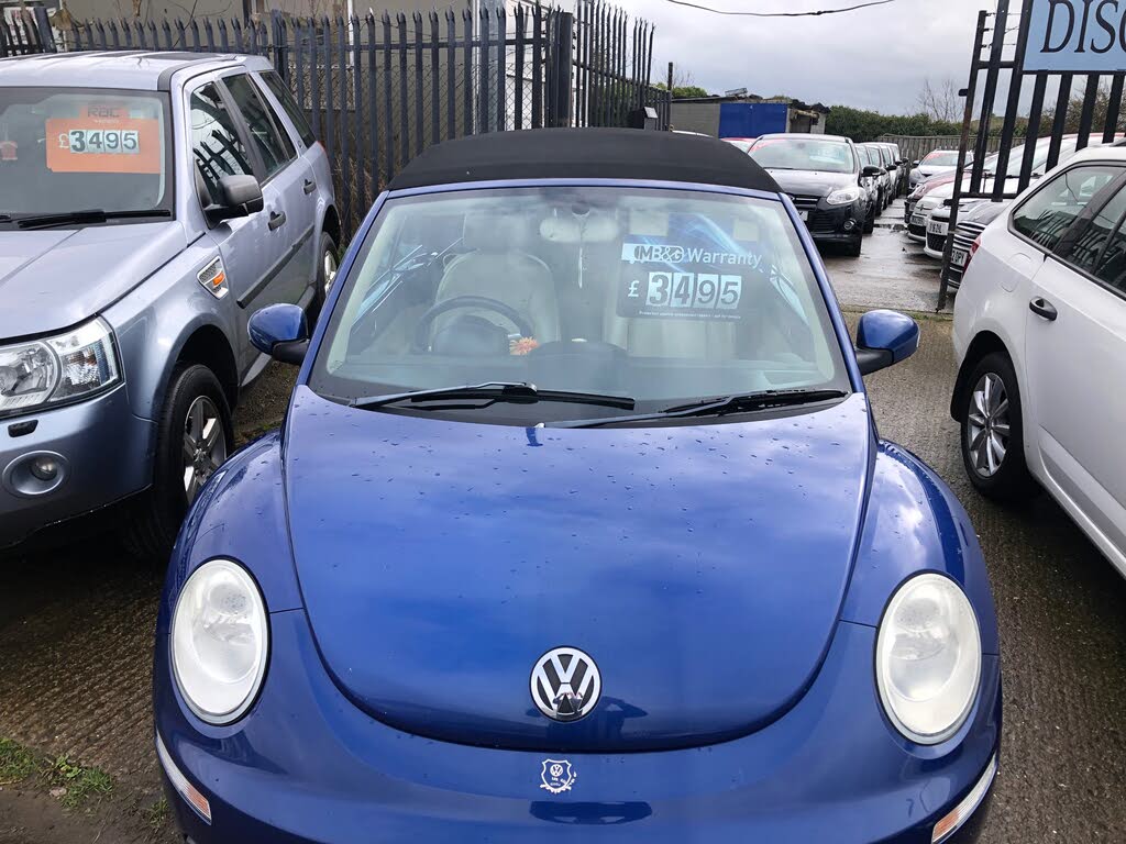 2009 Volkswagen Beetle 1.6 Luna Cabriolet 2d