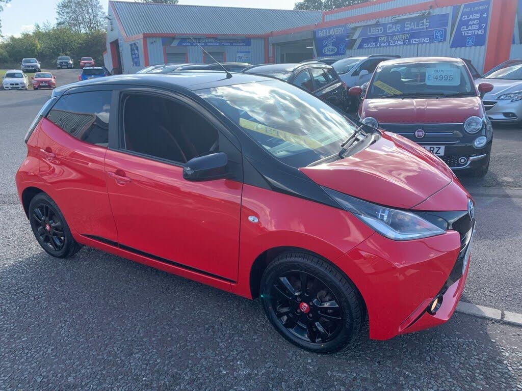 2017 Toyota AYGO 1.0 VVT-i x-cite 4 (Bi-tone Red) (71bhp)