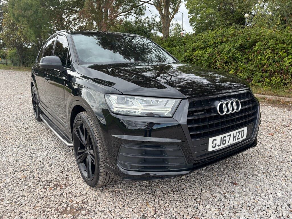 2017 Audi Q7 3.0TDI quattro S Line (272ps)