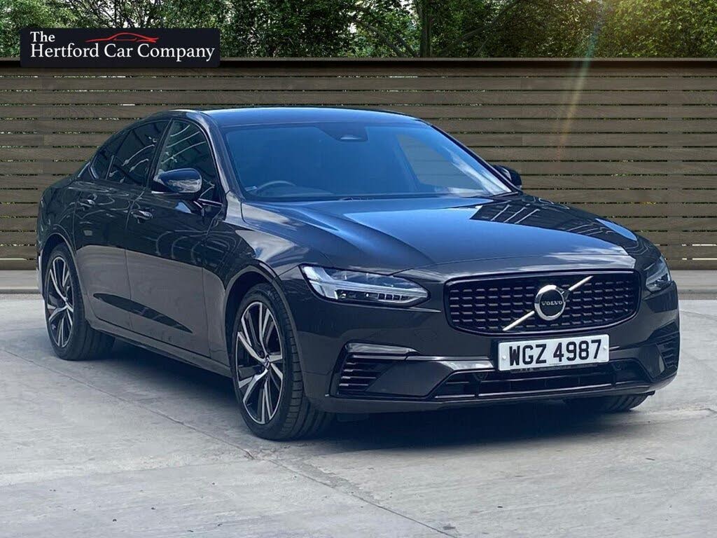 2021 Volvo S90 2.0 T8 R-Design (390bhp)